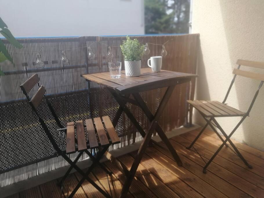 A 50 M De La Plage, Appartement De 35 M2 : Les Pieds Sales Bréhal Exteriör bild